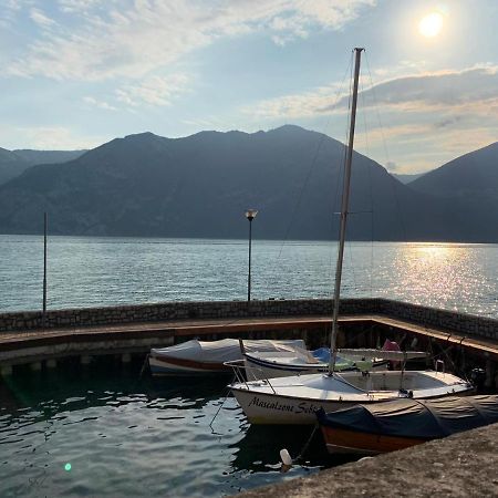 Al Porticciolo - Casa Vacanze Marone Exteriér fotografie
