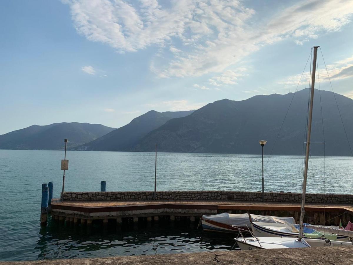 Al Porticciolo - Casa Vacanze Marone Exteriér fotografie