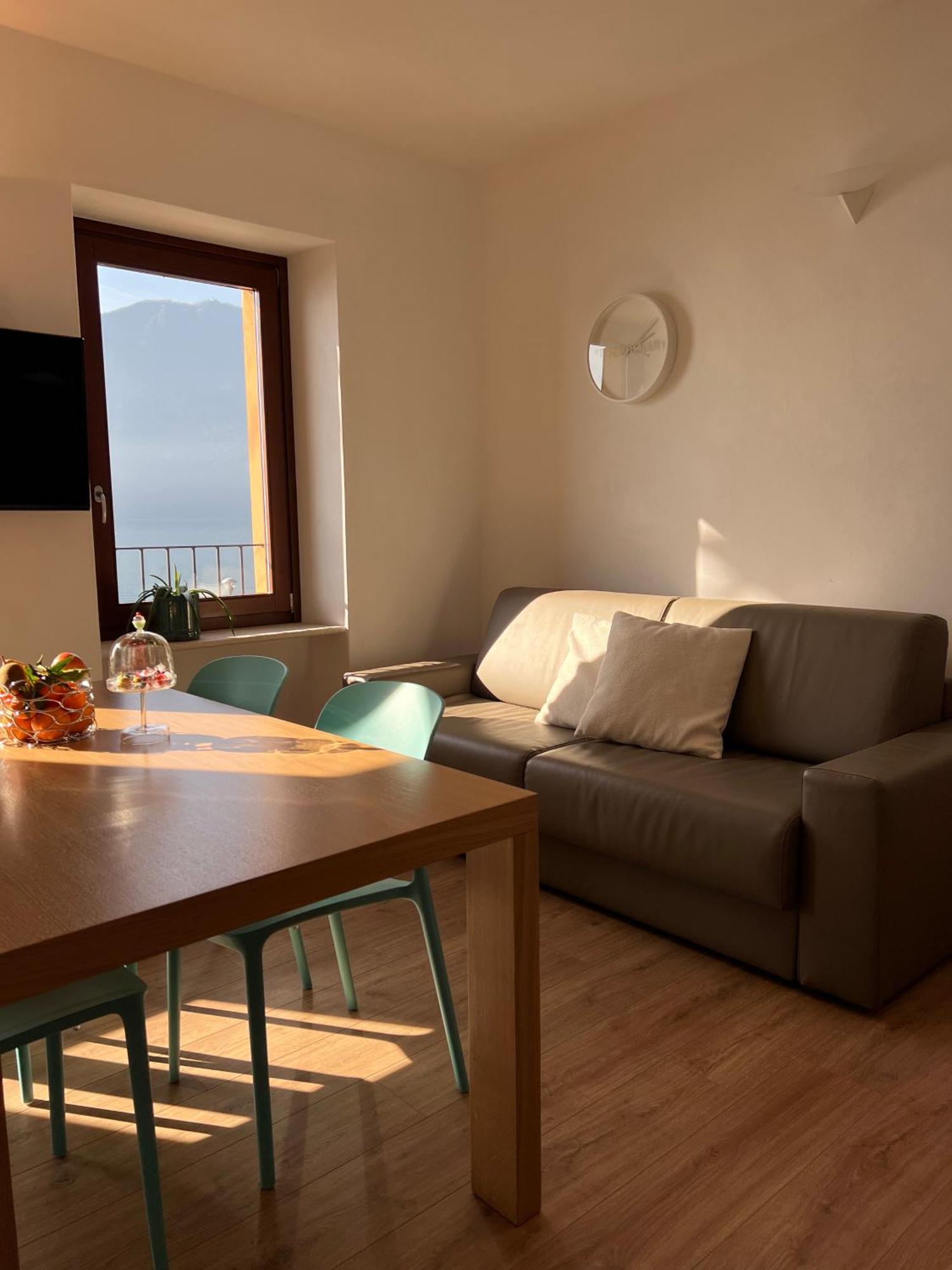 Al Porticciolo - Casa Vacanze Marone Exteriér fotografie